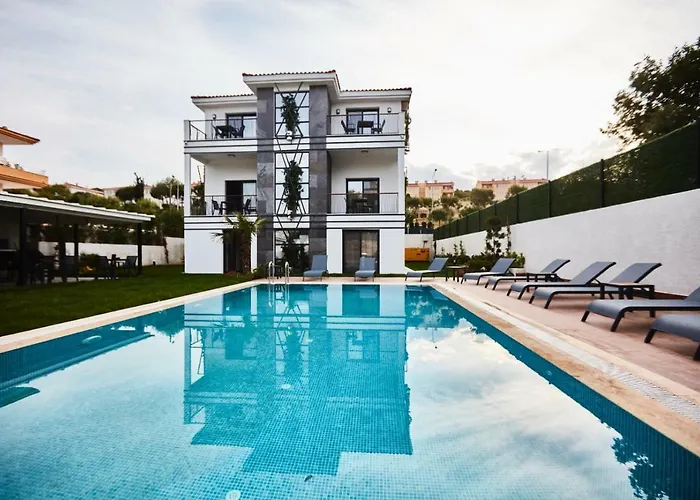 Hotell Ruwais Çeşme