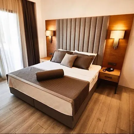 Ruwais 2* Cesme