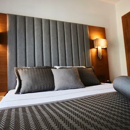 Hotel Ruwais Cesme